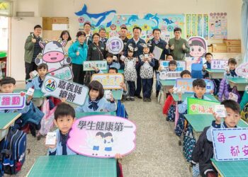 嘉縣供應牛羊豆奶補充營養 近3萬學子受惠