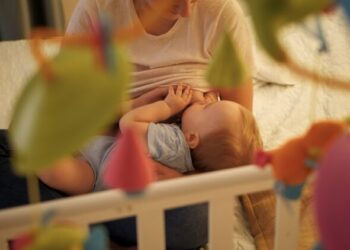 哺乳期怎麼吃最聰明？6大營養素讓媽媽餵得安心、寶寶長得健康