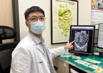 翁頭暈不適求診　竟診斷出大腸癌