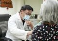 70歲婦冠狀動脈硬如石頭　秀傳以震波碎石術助打通血路