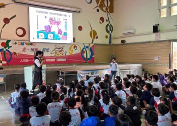 「反菸魔法師」入校園巡迴宣導　揭穿新興菸品虛偽話術面具