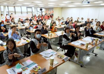 嘉市分享「智慧長照3.0領先計畫」代理型AI導入經驗　打造可複製的長照創新模式