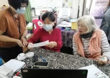 阿里山義診 嘉縣衛生局邀賴仲亮、賴麗如發揮專長