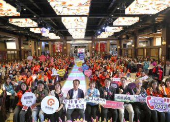 嘉義縣表揚績優長照人員暨長照據點　持續佈建照顧網絡