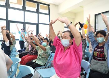 嘉市湖康社區據點暨巷弄長照站揭牌　訓練長者三力