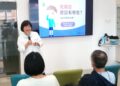 防治乾眼症信賴眼科開講座　多喝水顧目睭、玩手機勿超時