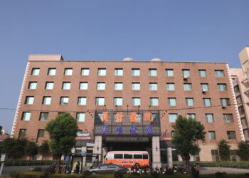 男性左側乳頭流出液體 驚覺不對診斷確定為乳管原位癌