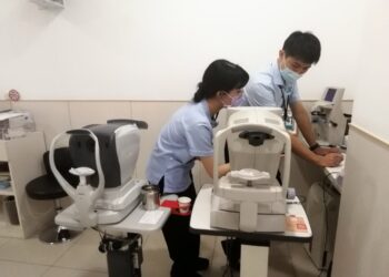 輕熟女近視雷射手術　眼科工作親身實證