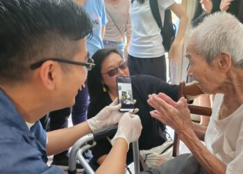香港中醫師林家揚率隊前往南投國姓義診　溫暖善行讓偏鄉老人揪甘心