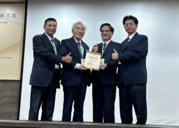 全球中醫藥界的榮耀 花蓮慈院找中草藥精準治療癌症、罕病有成