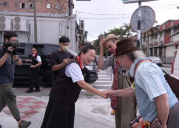 以色列醫療小丑團隊義演 為花蓮帶來正能量