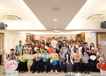 嘉義市首創「火雞肉飯安衛家族」正式成立　26家業者攜手守護職場安全