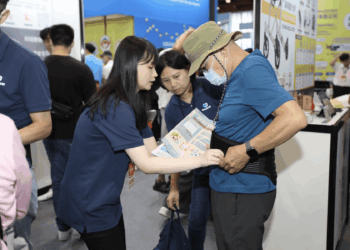 新北「智慧樂齡」形象館進駐高齡博覽會 7局處攜手10企業 展現三大高齡政策成果