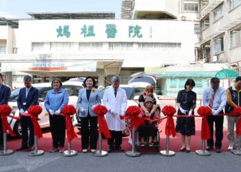 雲林公私協力再升級 第三支在宅急症照護團隊守護海線健康