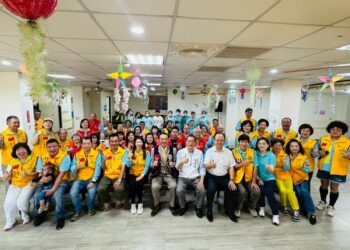 獅子會300E-2區暖心行動不便者　捐贈安泰護理之家福祉車