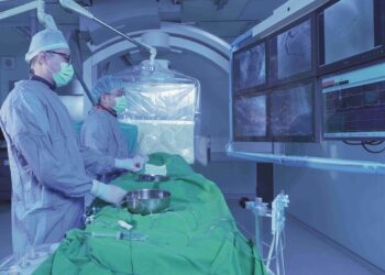 陽光男打籃球險喪命 員基啟動心導管檢查打通血管救回一命