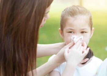 秋冬過敏季來潮，鼻水、噴嚏打不停！醫傳授「3招」助防範！