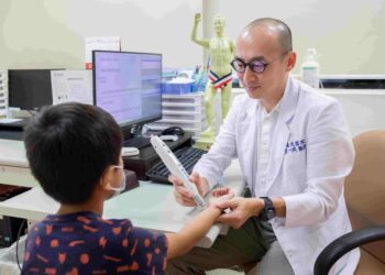 讓過動不再是學習阻礙 新型療法中醫雷射針灸助孩子找回專注力