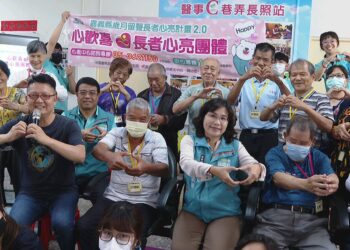 嘉義縣「歲月留聲」心亮計畫開跑　關懷長者心理健康