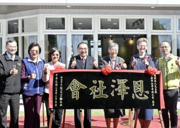 侯友宜出席「奇蹟新家園」剪綵 大讚主顧修女會：泰山在地長者的溫暖依靠